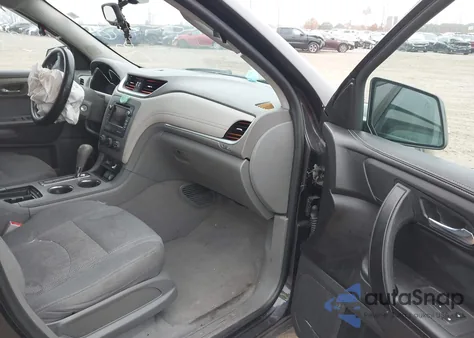 2017 Chevrolet Traverse Ls from USA, damaged, VIN 1GNKRFKD5HJ178601